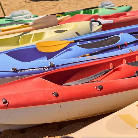 Apartament Cozy Two-bedroom In A Seafront Building *