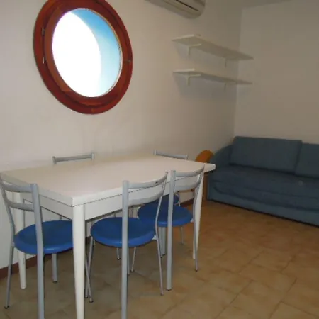 Cozy Two-bedroom In A Seafront Building *