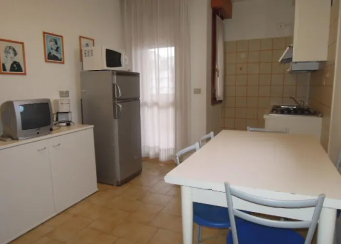 Cozy Two-bedroom In A Seafront Building Διαμέρισμα