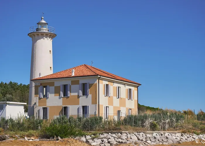 Cozy Two-bedroom In A Seafront Building Διαμέρισμα Μπιμπιόνε