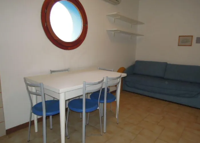 Cozy Two-bedroom In A Seafront Building *